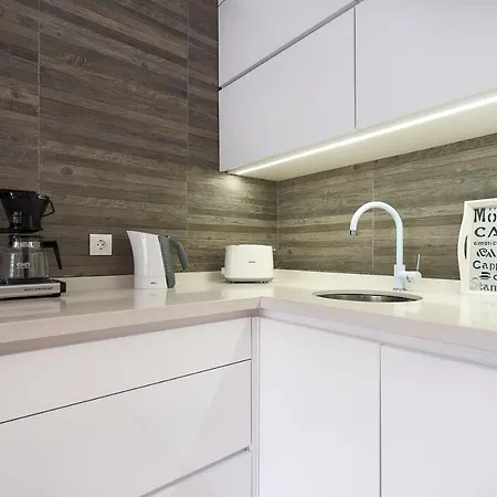 Espanhouse Margaret أوريويلا